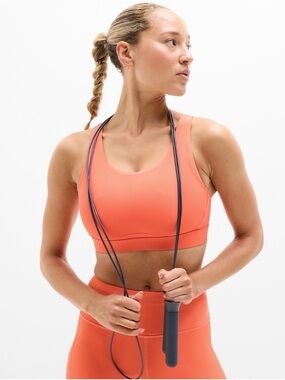 NWT Athleta Interval Bra. Black. D-DD. Large